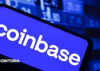 Crypto Regulation Advances as Coinbase Secures Federal Trust Charter
